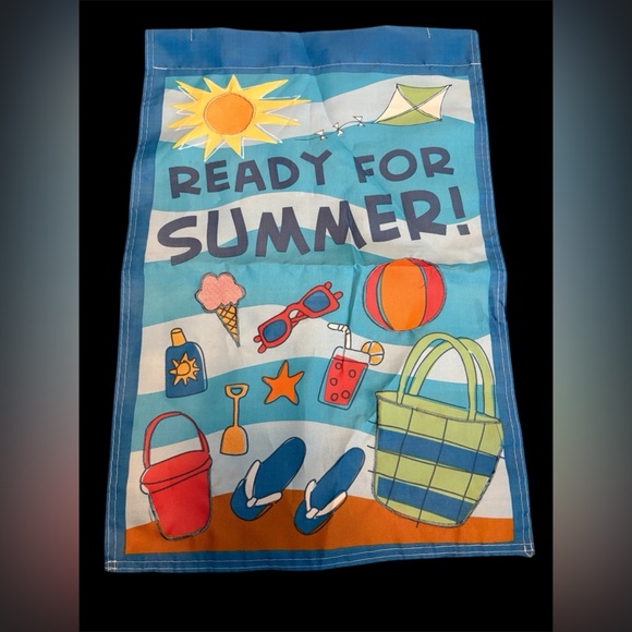 Vibrant Seasonal Garden Flag Collection - Picture 2 of 5